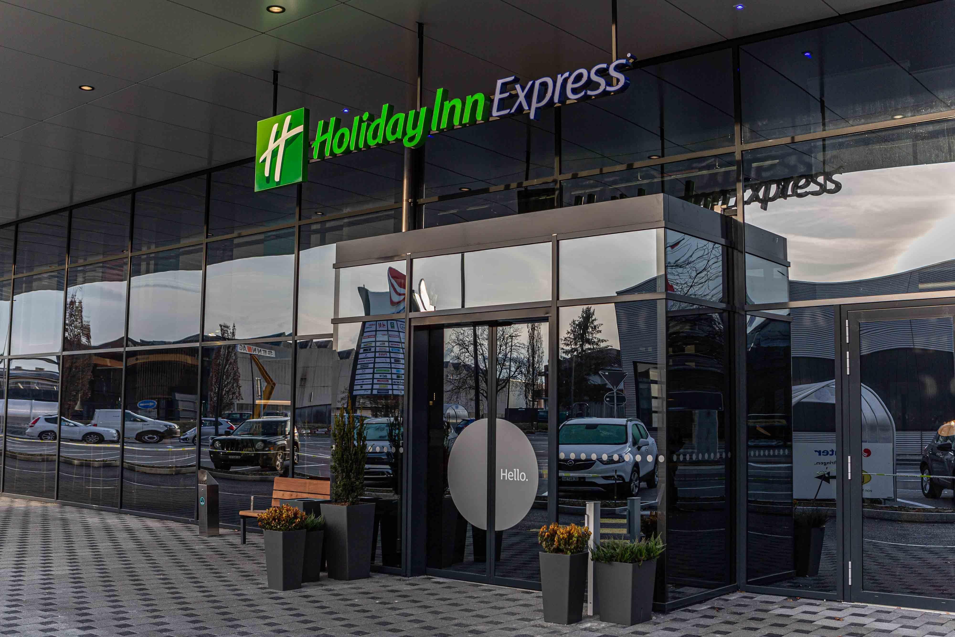 Holiday Inn Express - Aarburg - Oftringen, An Ihg Hotel Екстериор снимка
